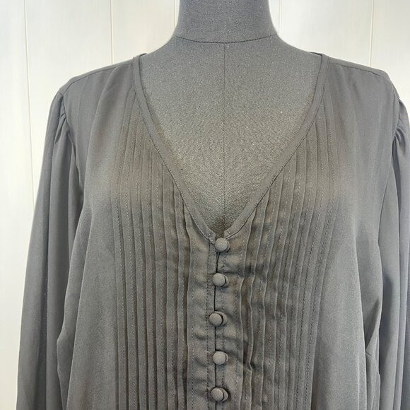 Torrid Button-Front Pleated Blouse Size 3X Sheer Smocked Waist Witchy Goth - Picture 3 of 10
